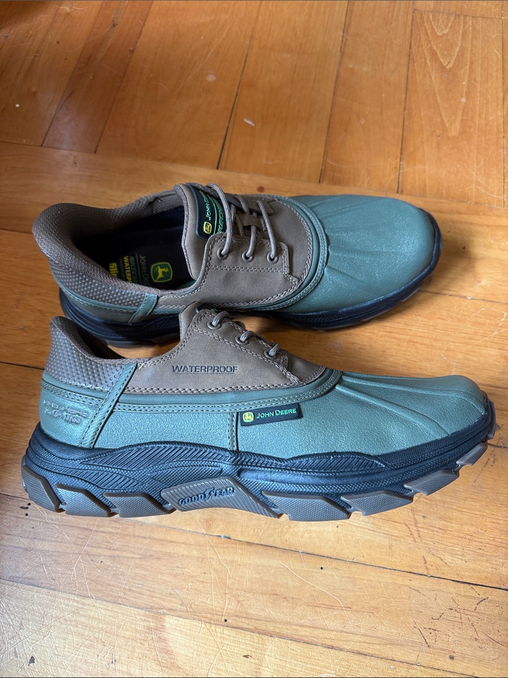 Skechers John Deere Men’s Green and Brown Waterproof Duck Boots 10.5 - Picture 3 of 7